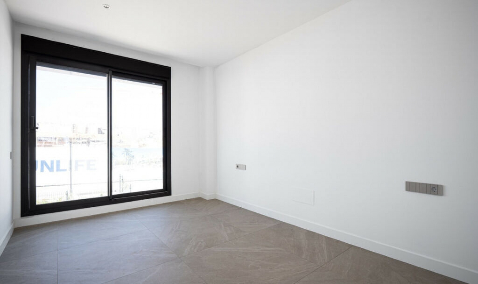 Resale - Apartment -
Marbella
