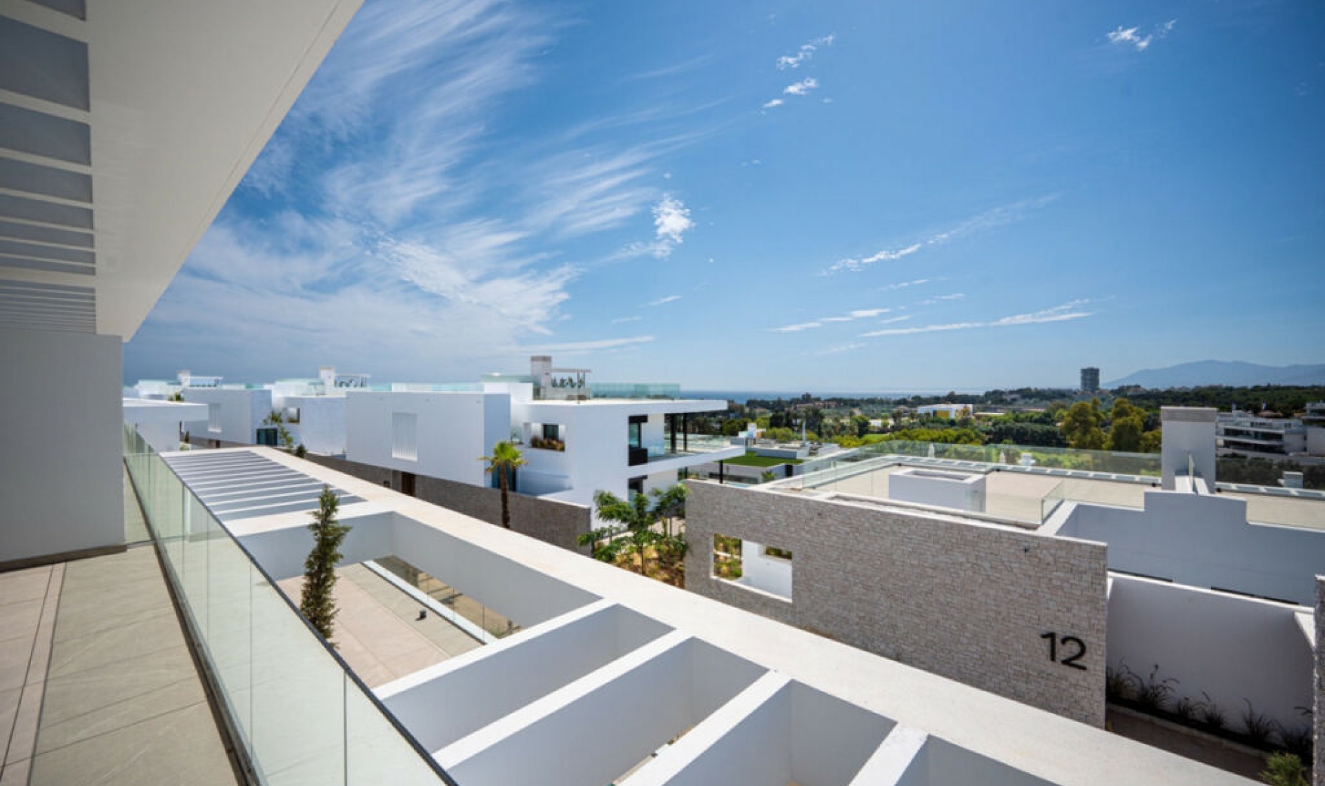 Resale - Apartment -
Marbella
