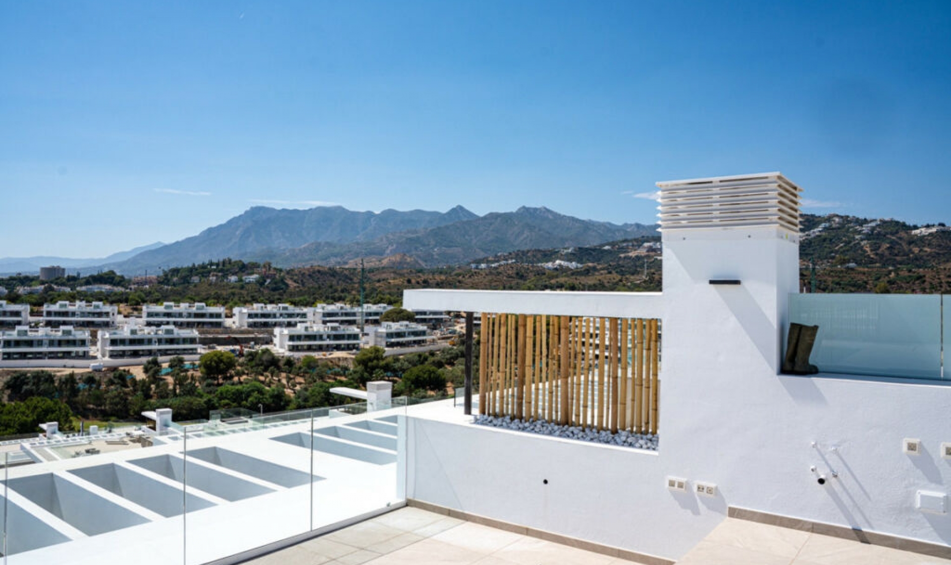 Resale - Apartment -
Marbella