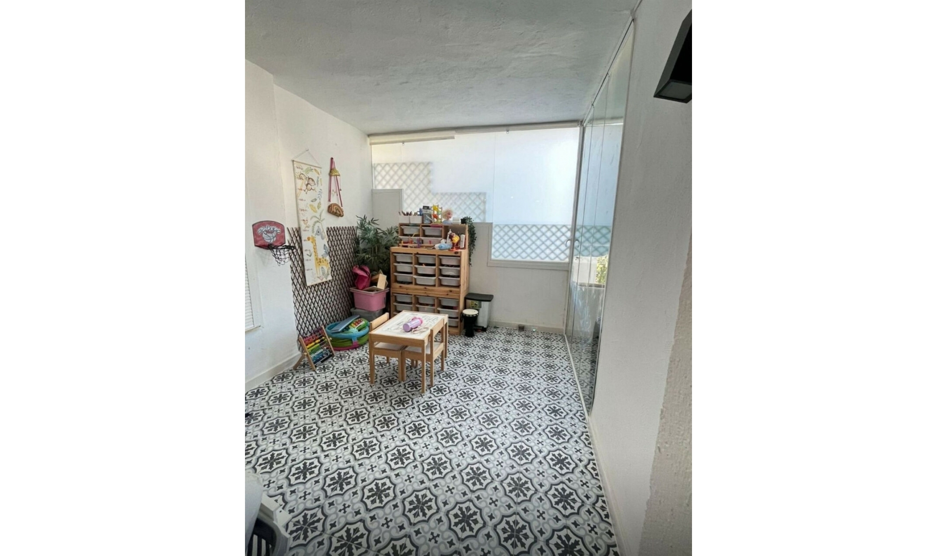 Resale - Apartment -
Marbella