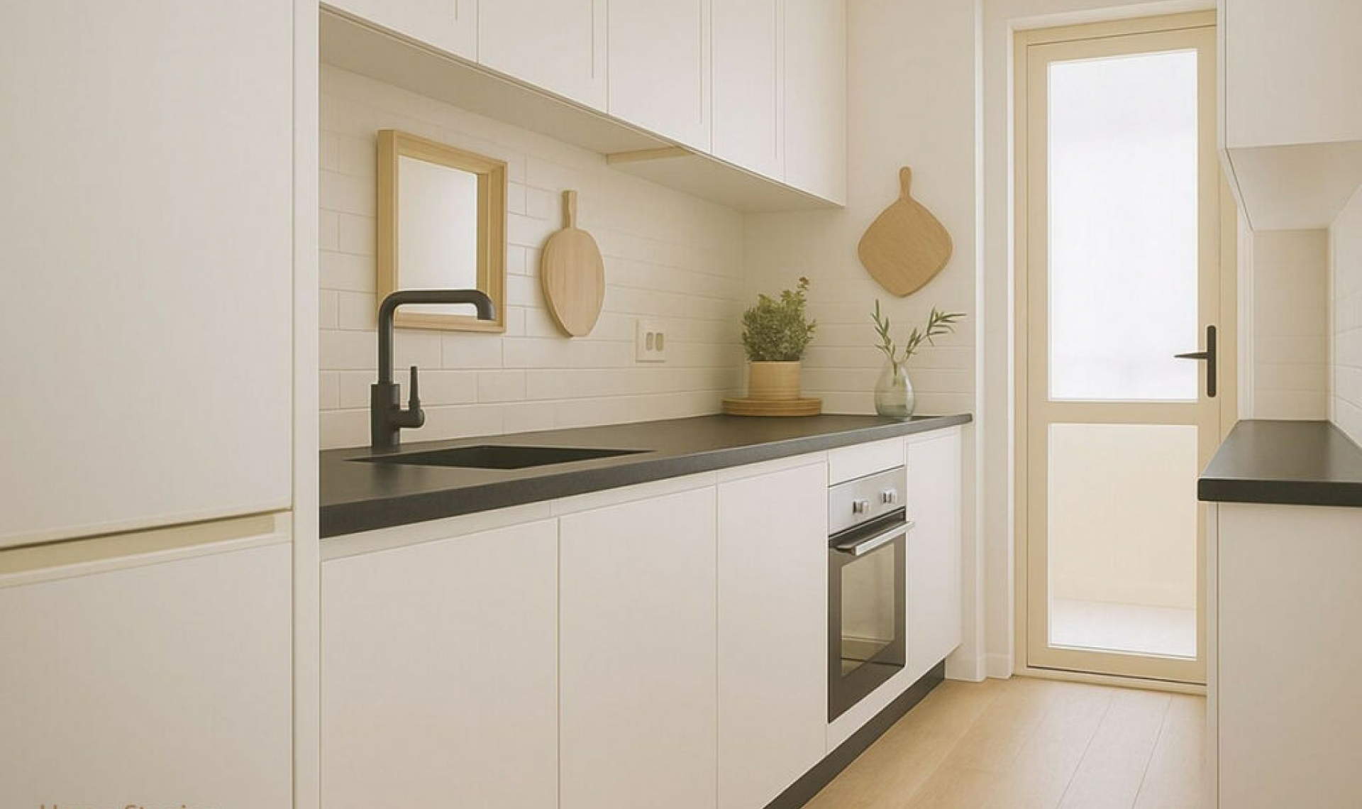 Resale - Apartment -
Marbella