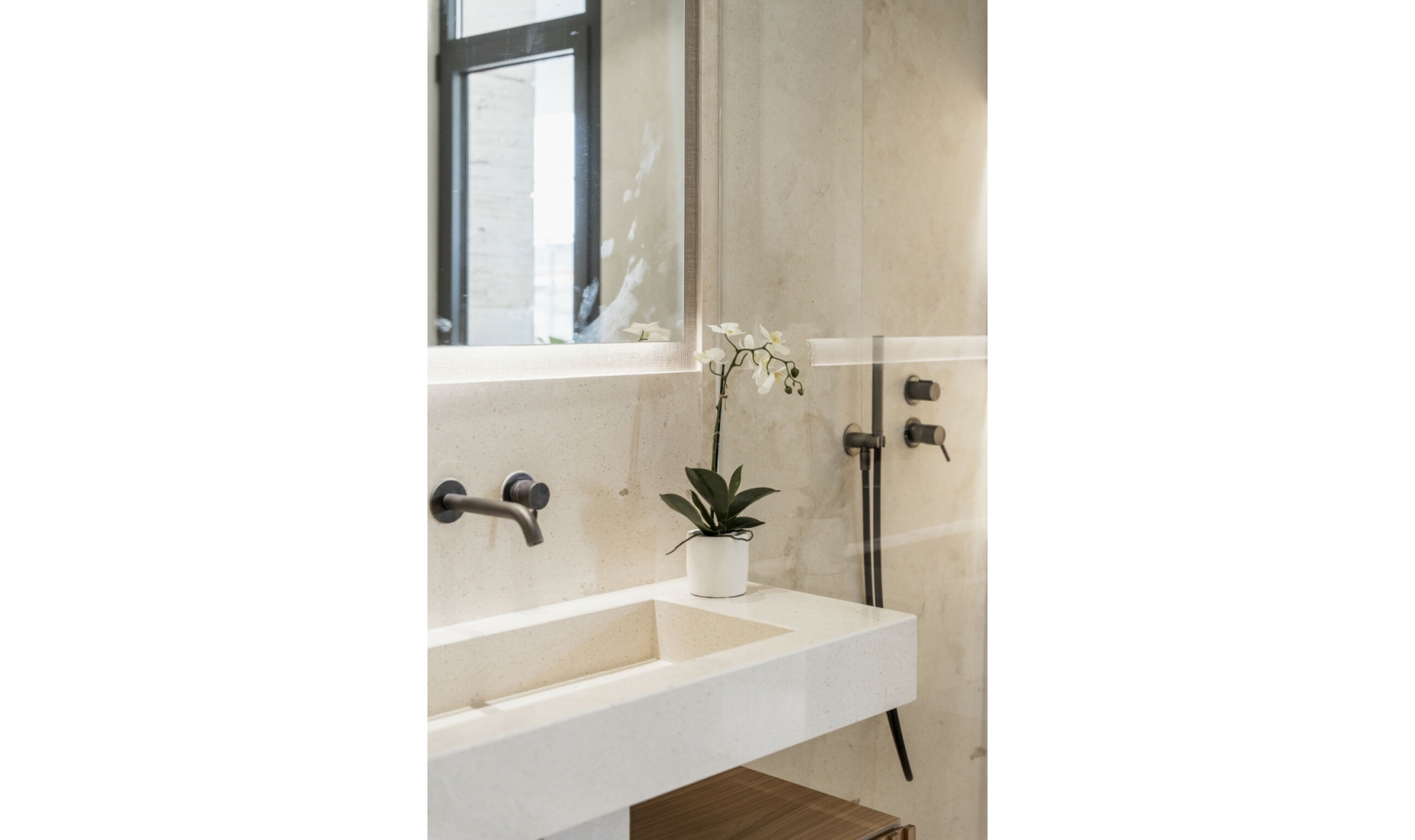 Resale - Apartment -
Marbella