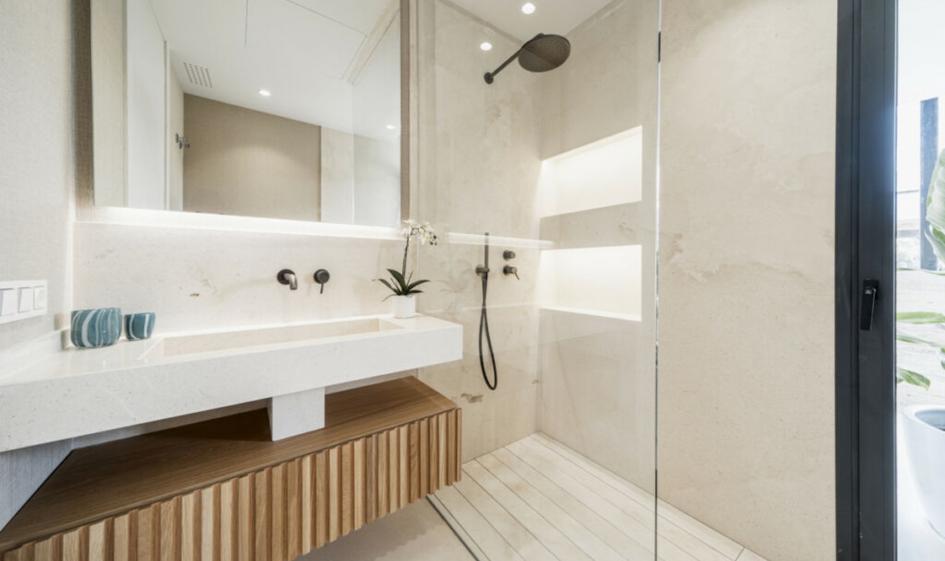 Resale - Apartment -
Marbella