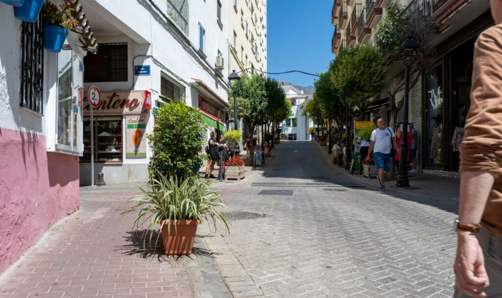 Resale - Apartment -
Marbella