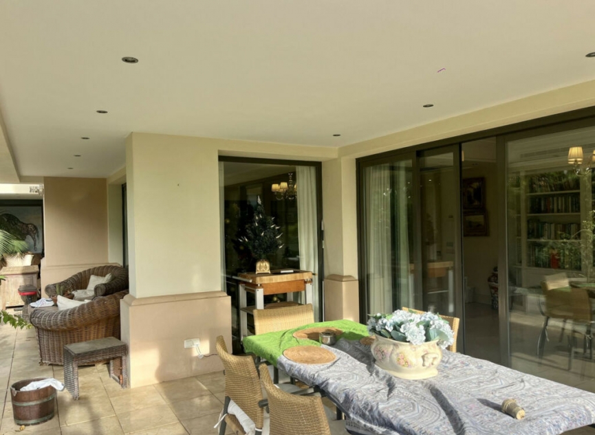 Resale - Apartment -
Marbella