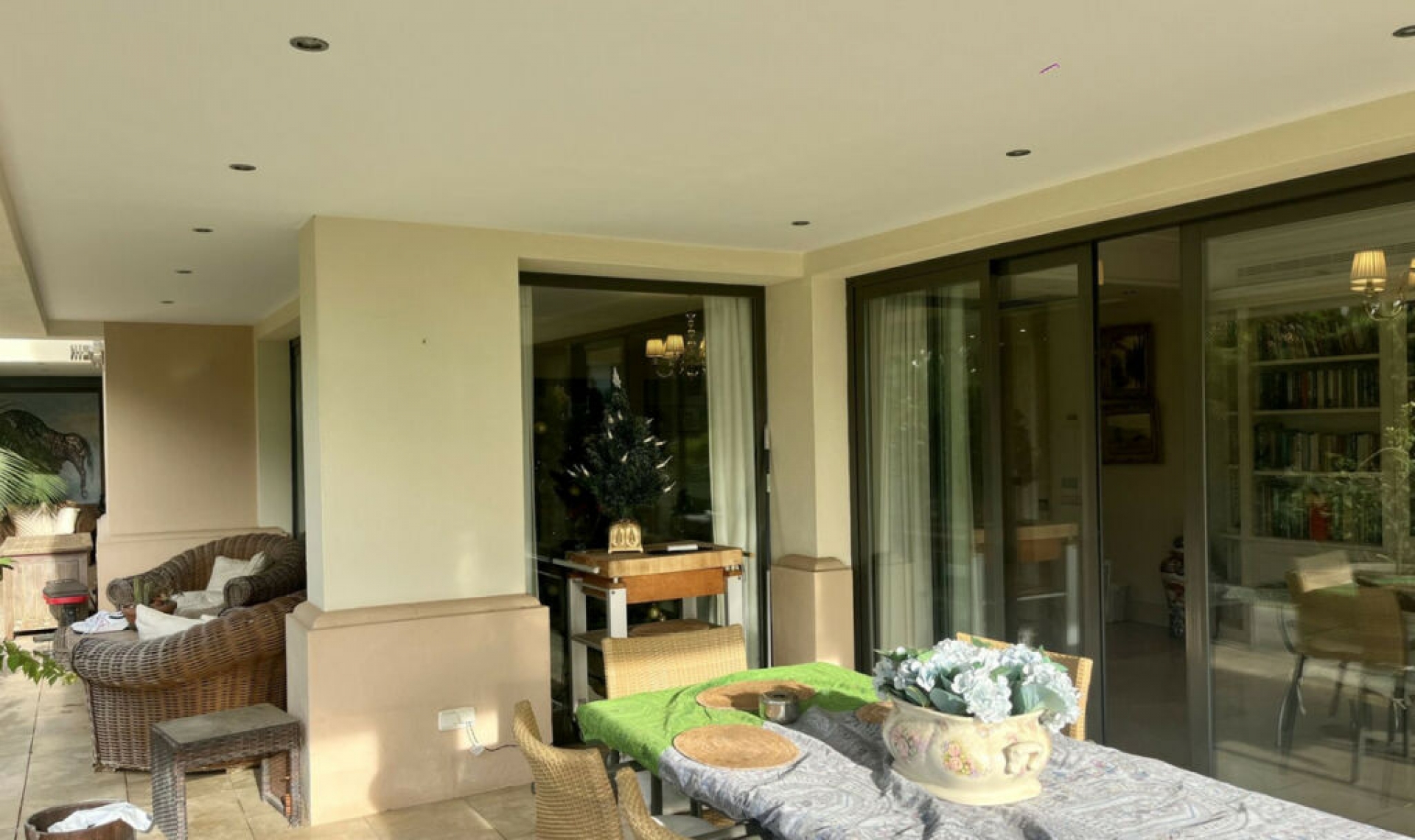 Resale - Apartment -
Marbella