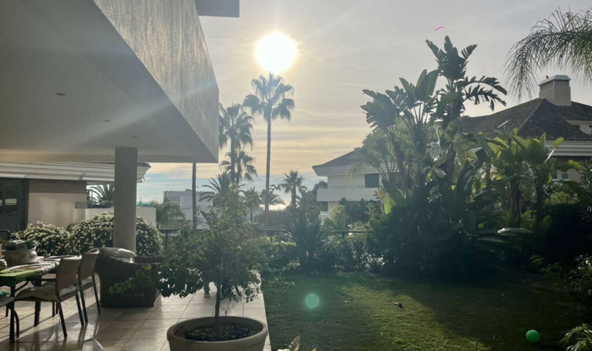 Resale - Apartment -
Marbella