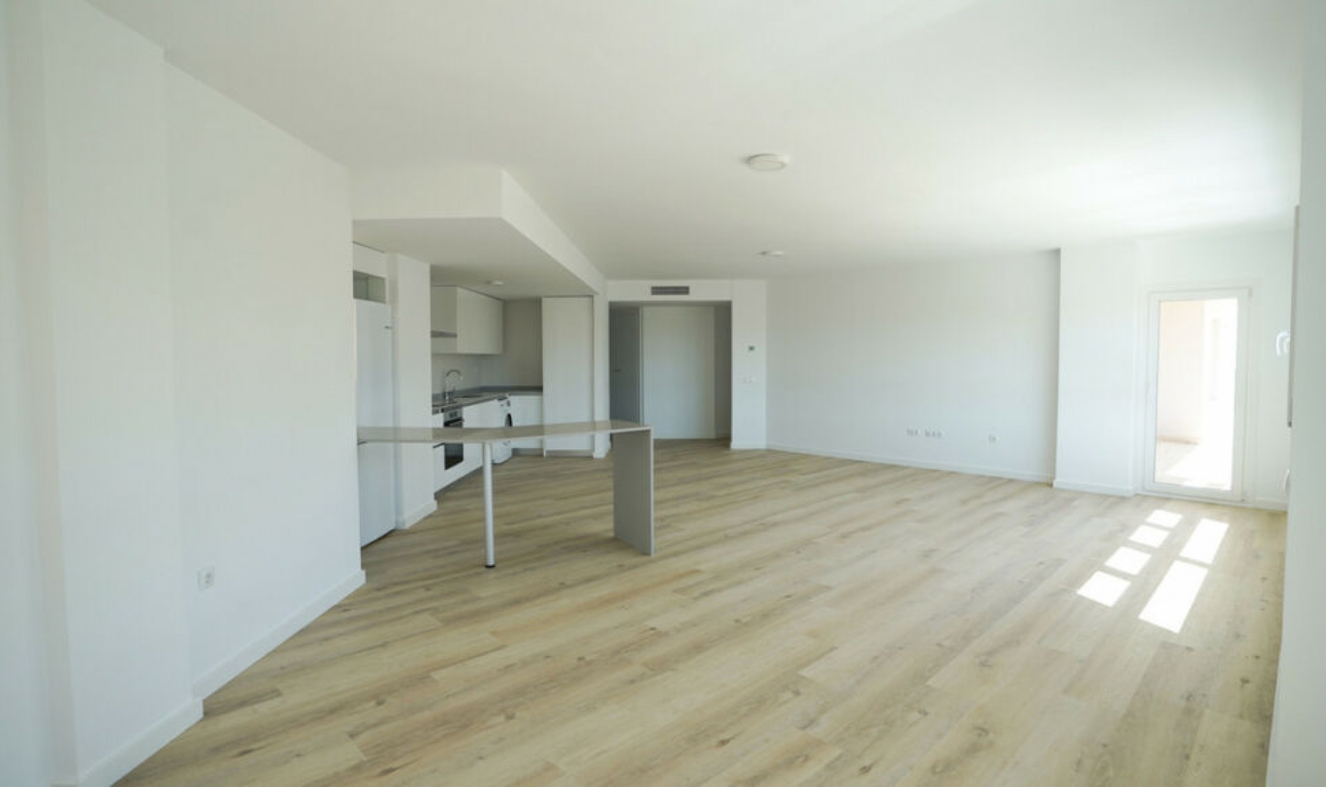 Resale - Apartment -
Marbella