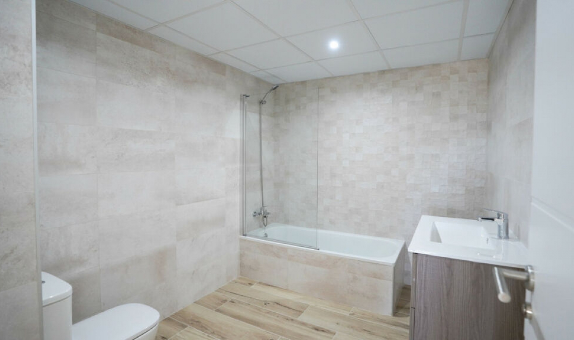 Resale - Apartment -
Marbella