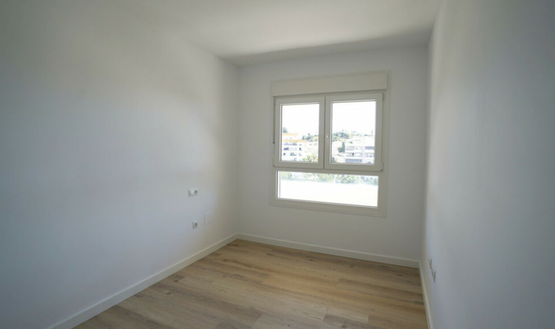 Resale - Apartment -
Marbella