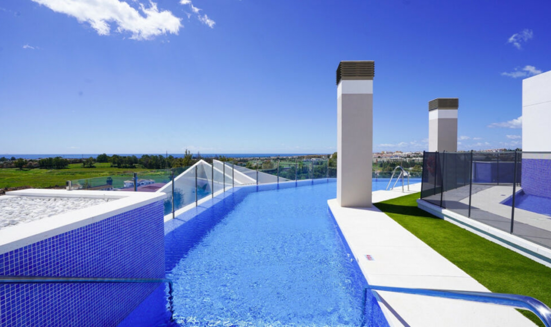 Resale - Apartment -
Marbella