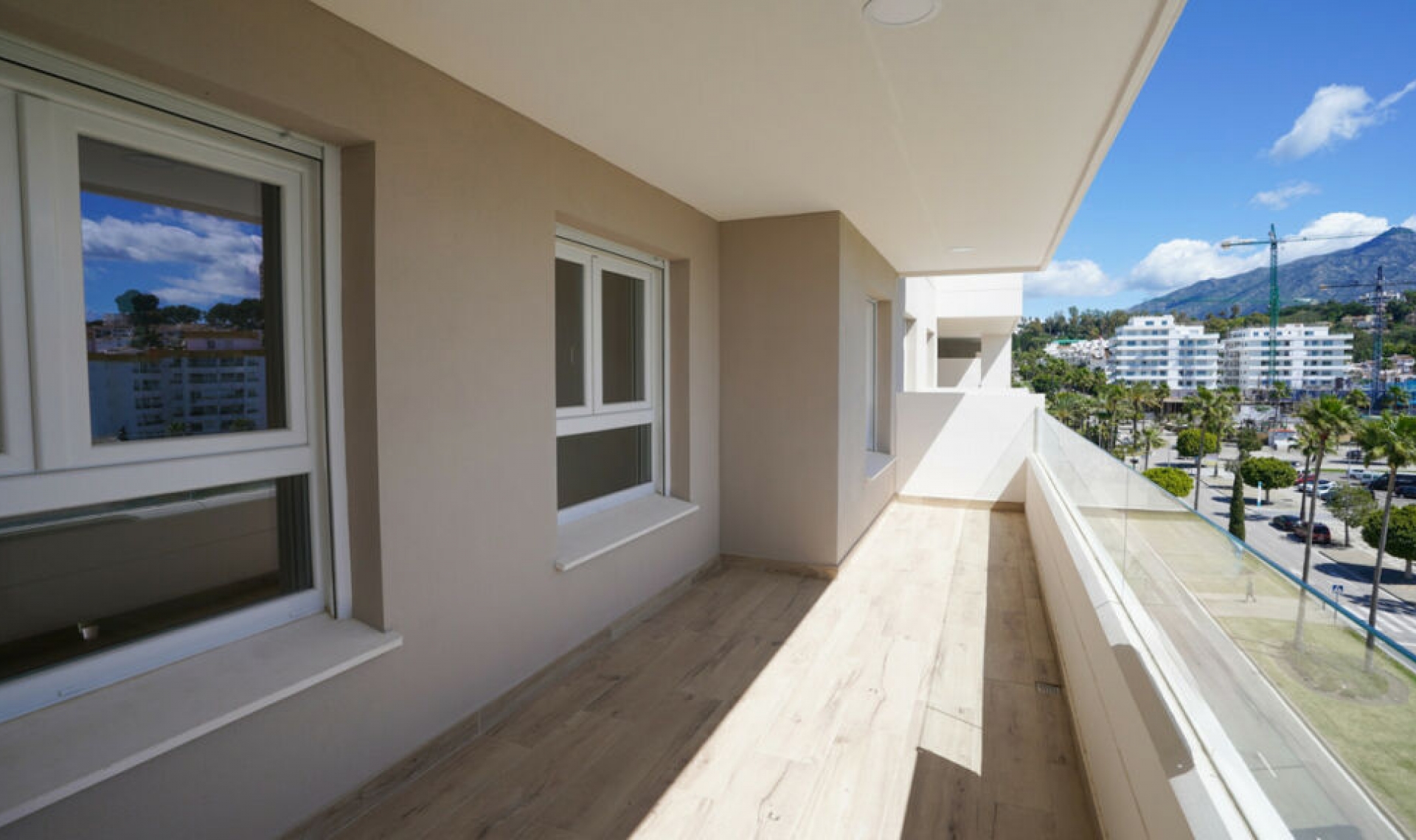 Resale - Apartment -
Marbella