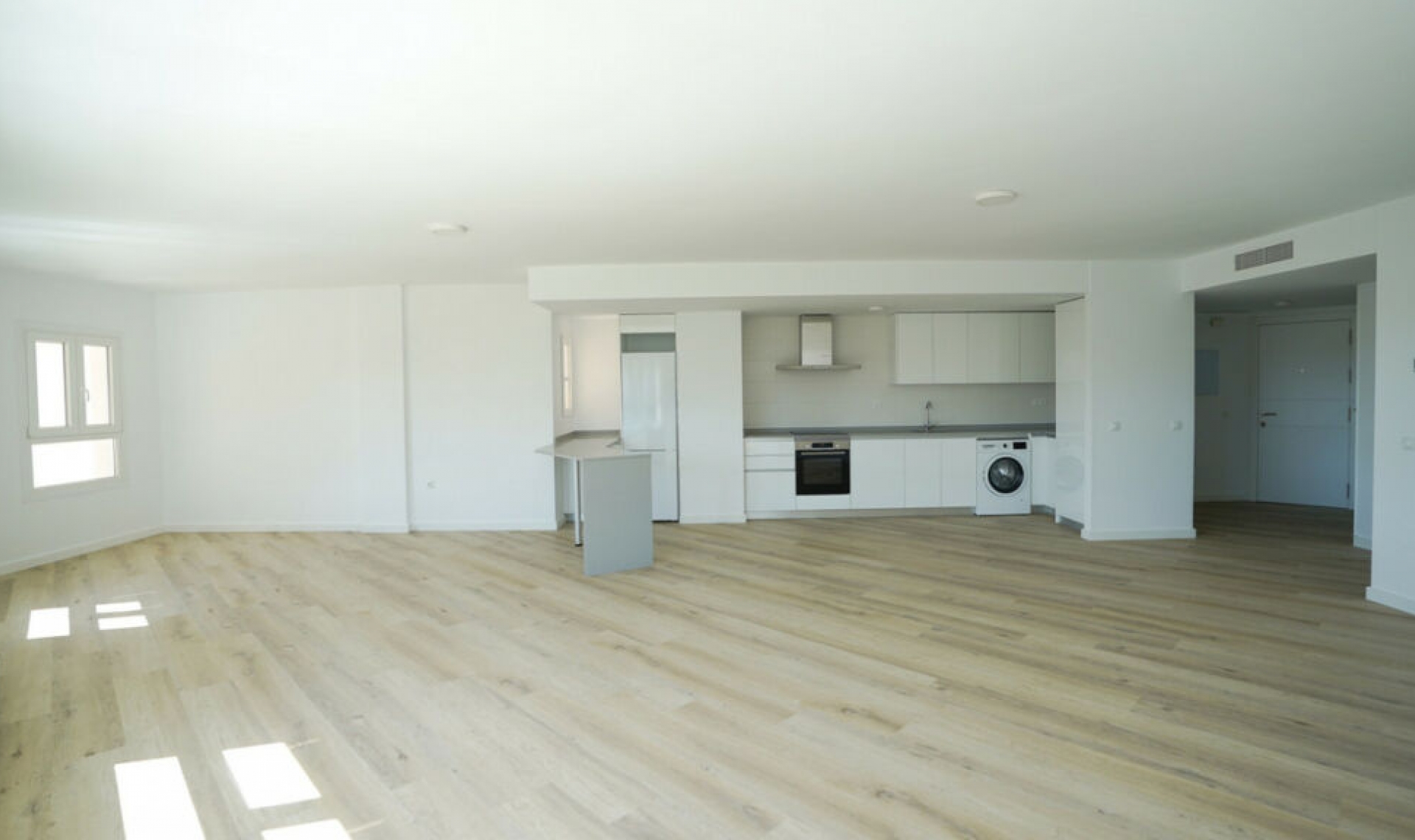 Resale - Apartment -
Marbella