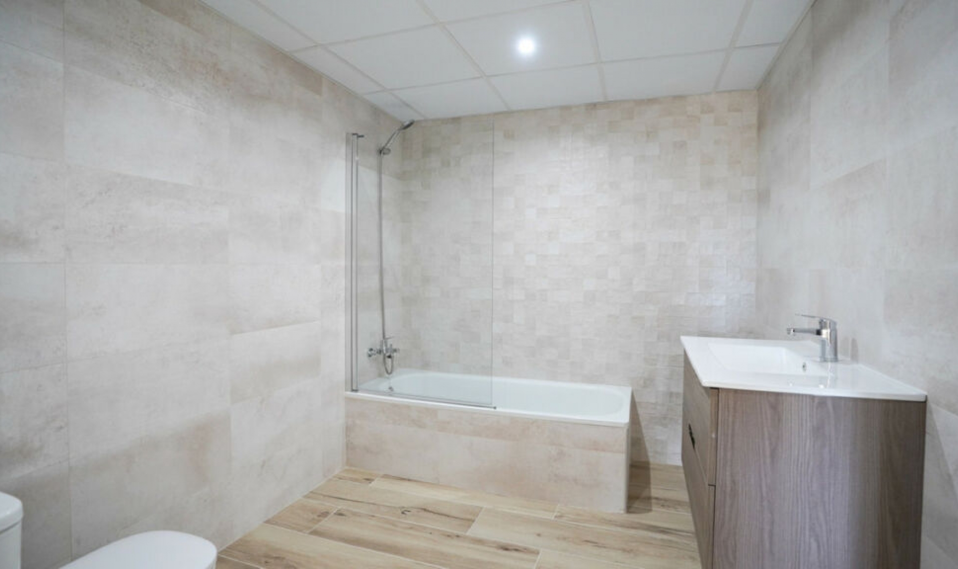 Resale - Apartment -
Marbella