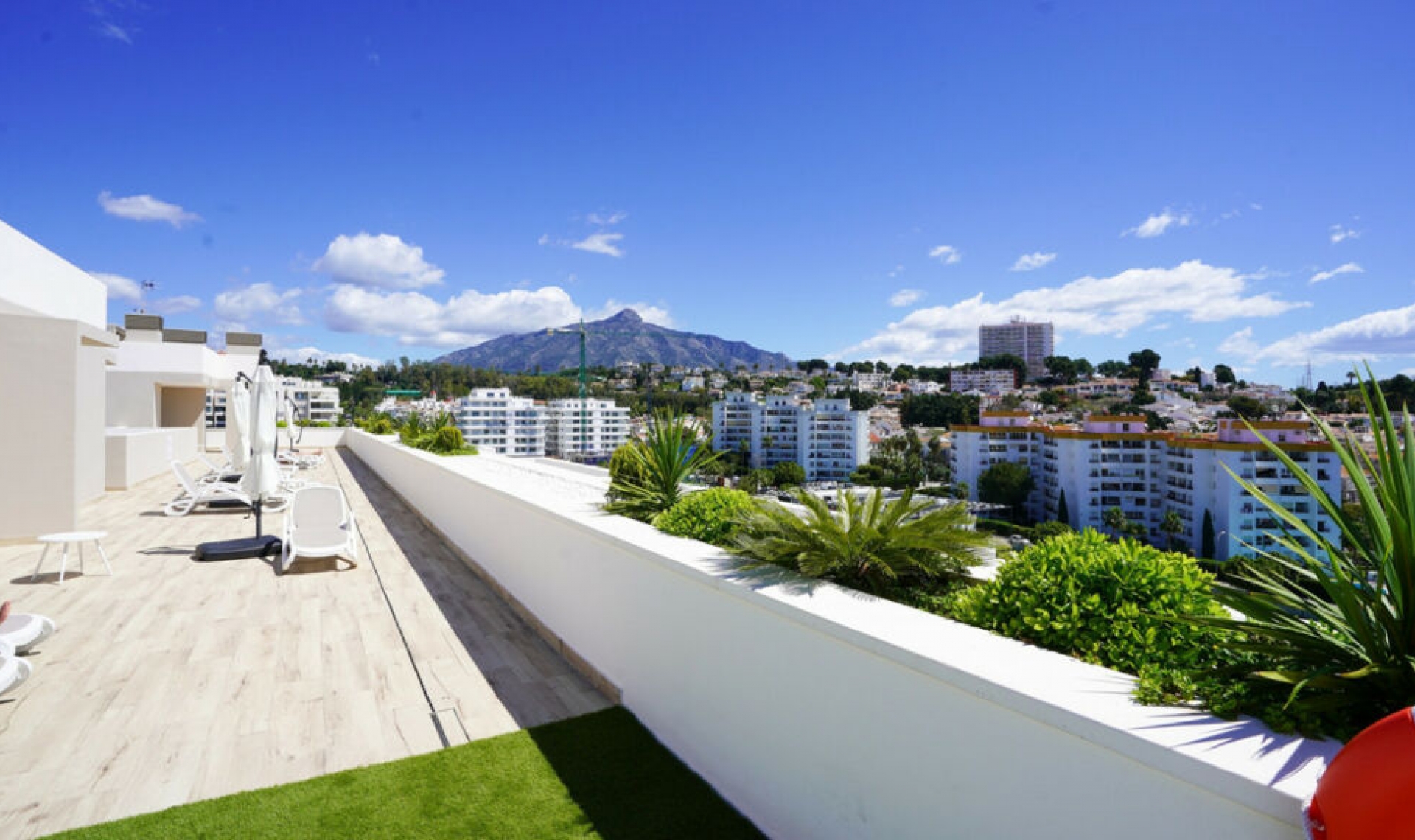 Resale - Apartment -
Marbella