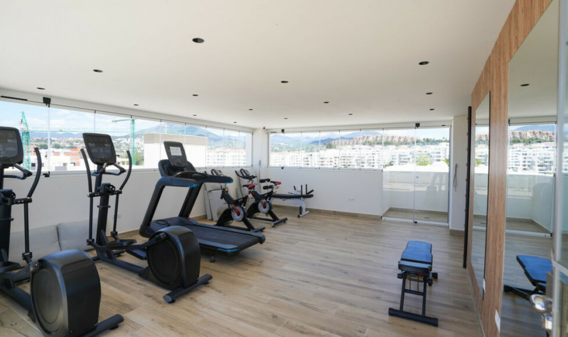 Resale - Apartment -
Marbella