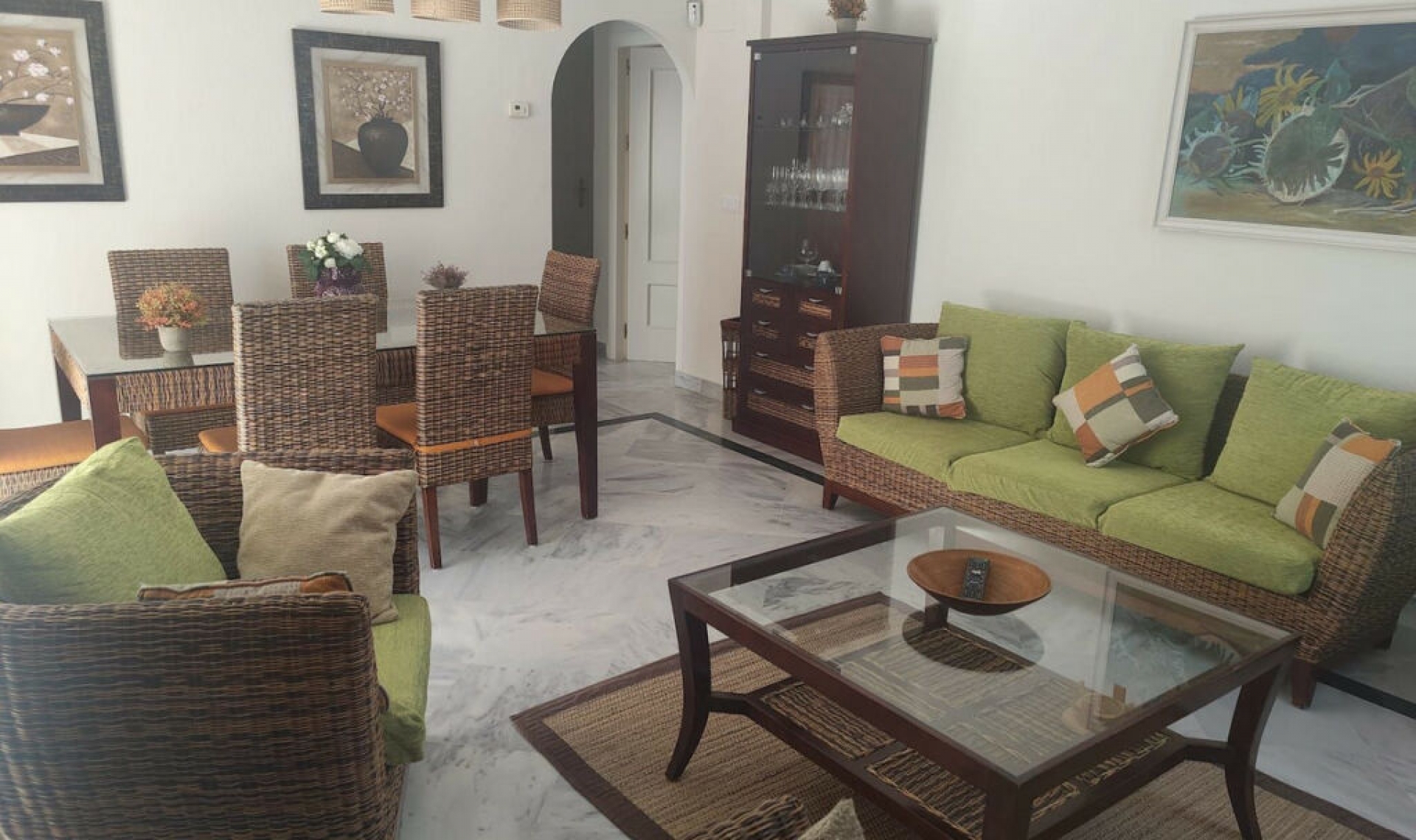 Resale - Apartment -
Marbella