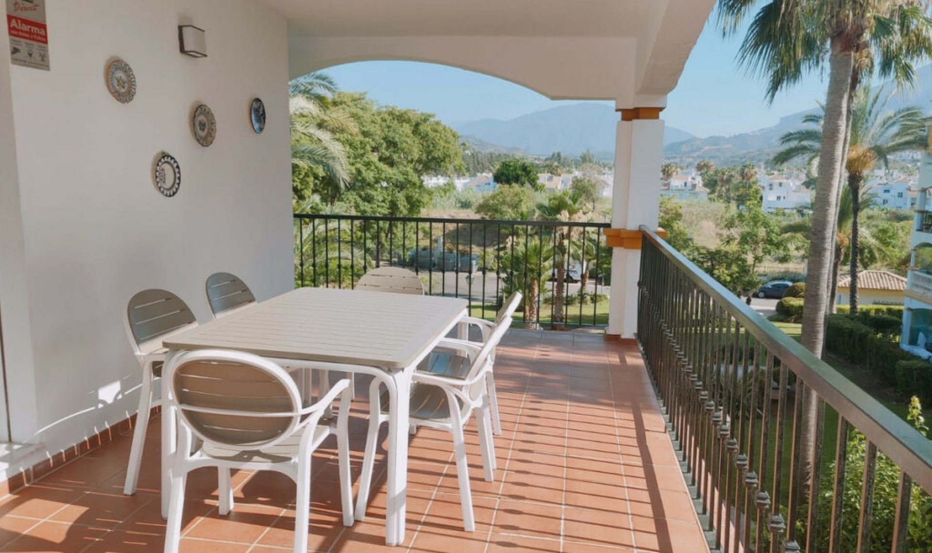 Resale - Apartment -
Marbella