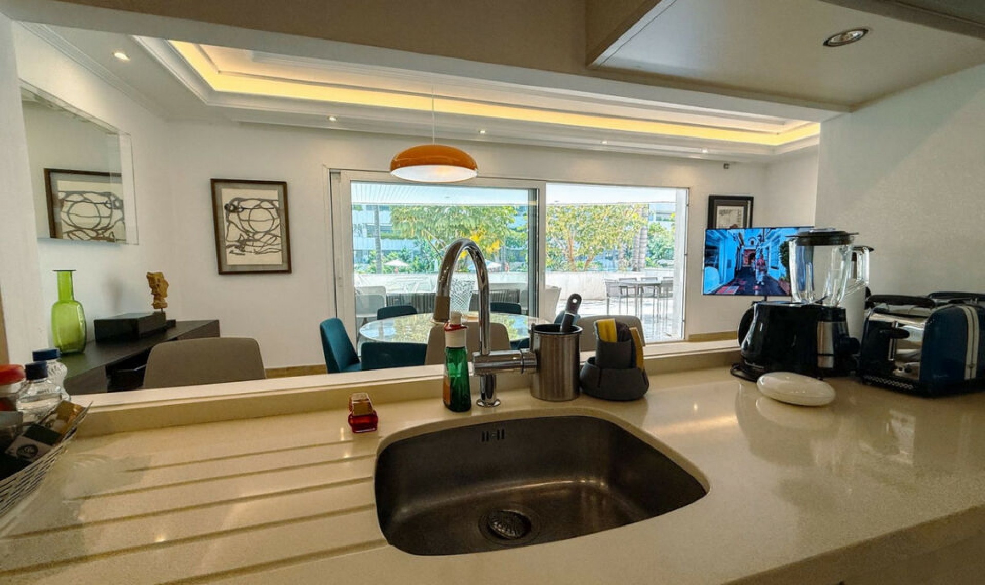 Resale - Apartment -
Marbella