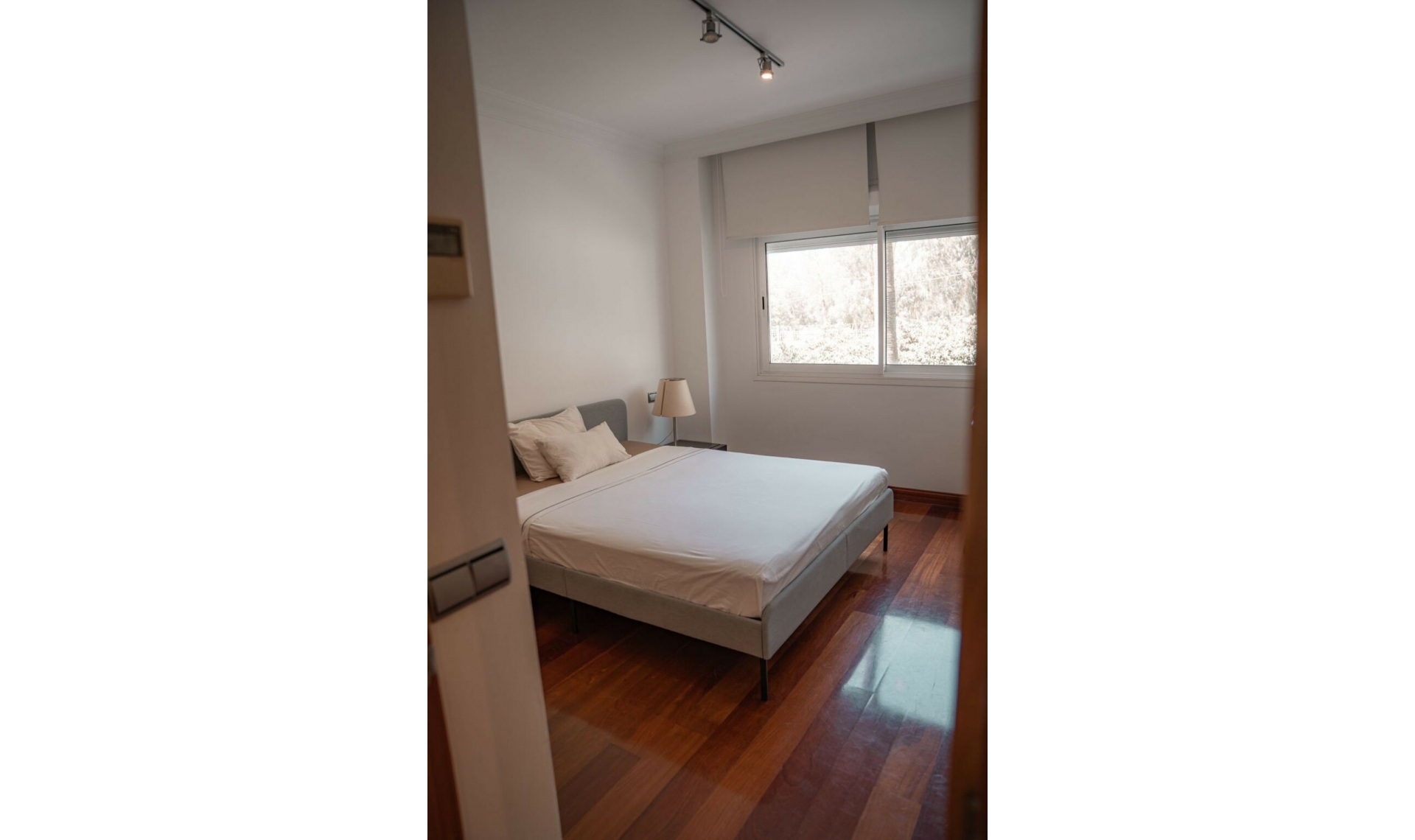 Resale - Apartment -
Marbella