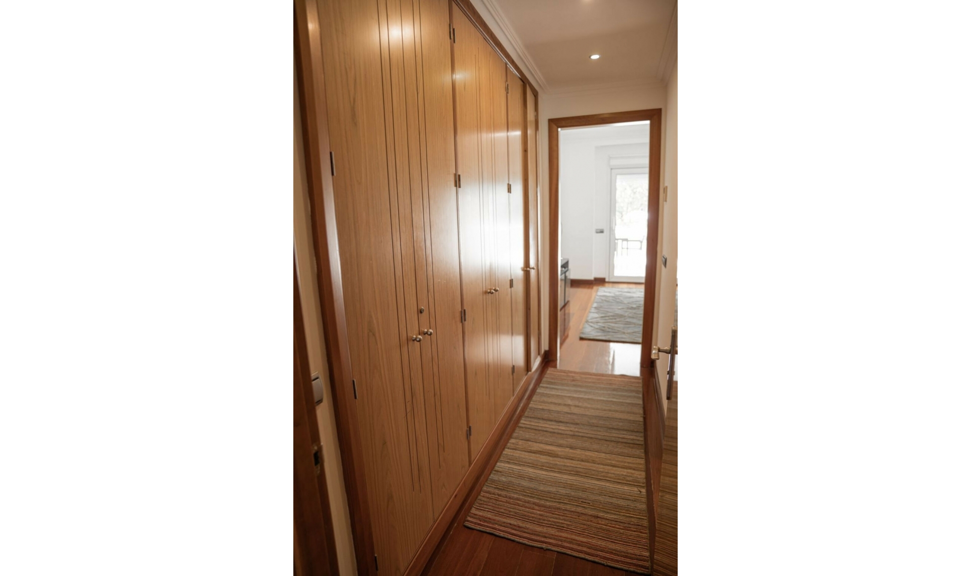 Resale - Apartment -
Marbella