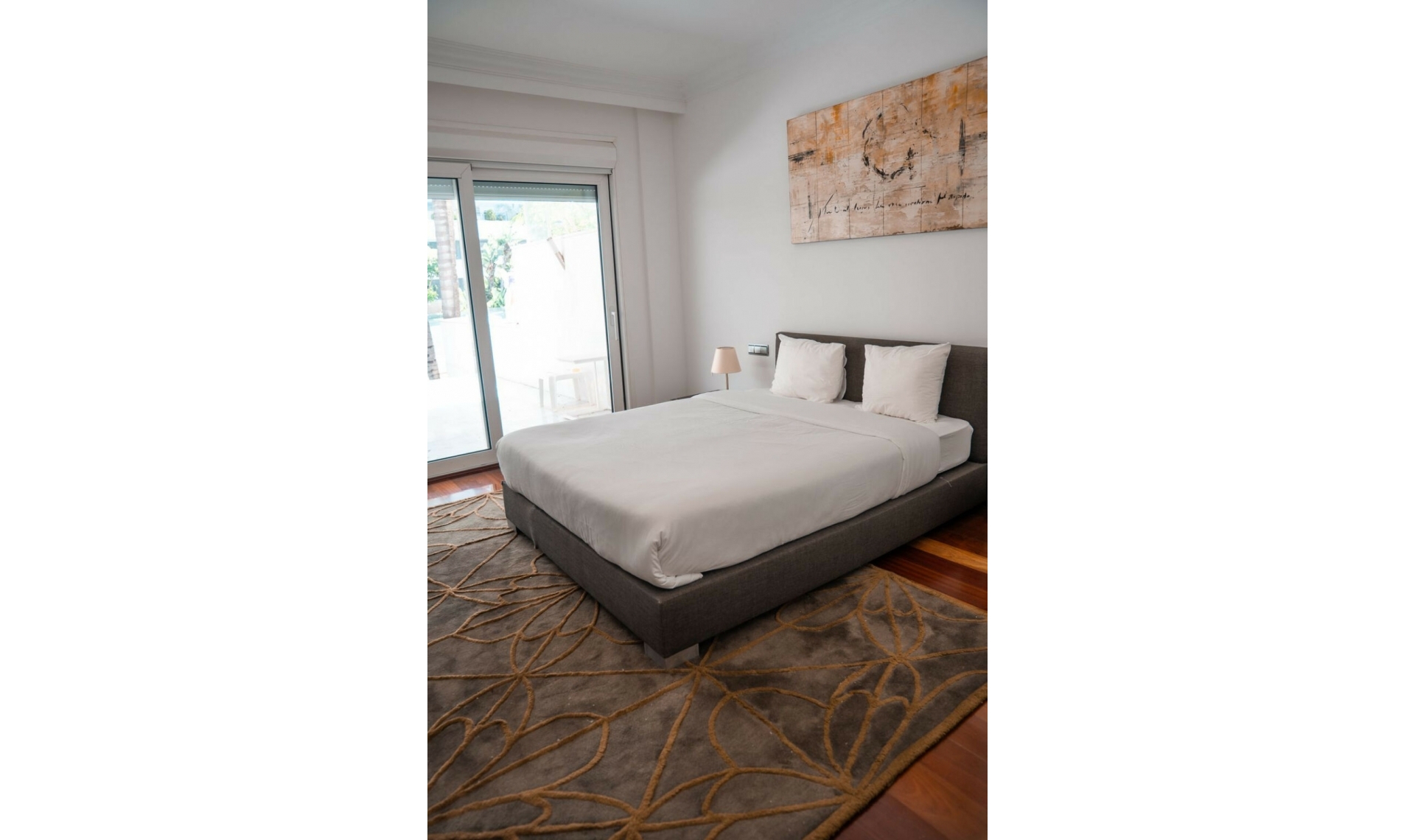 Resale - Apartment -
Marbella