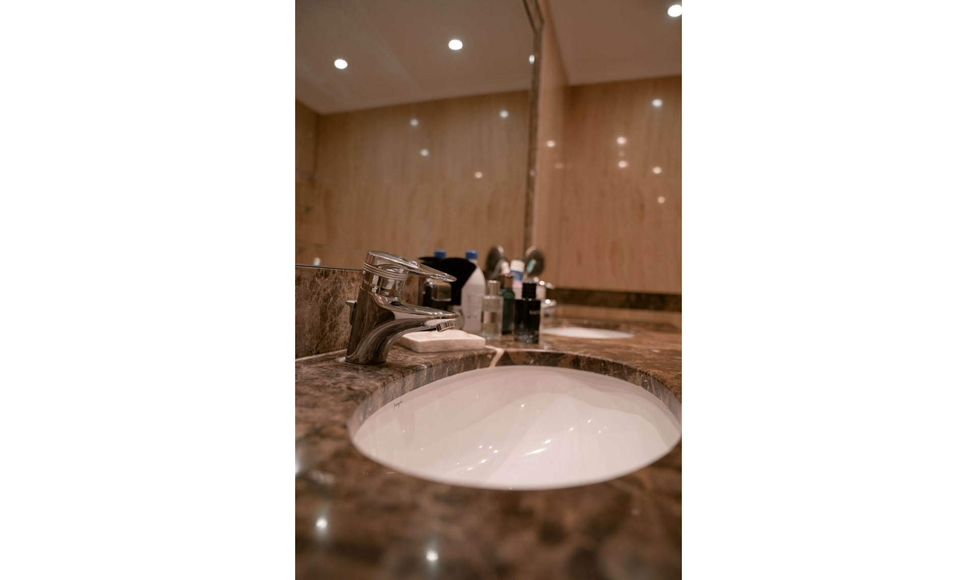 Resale - Apartment -
Marbella