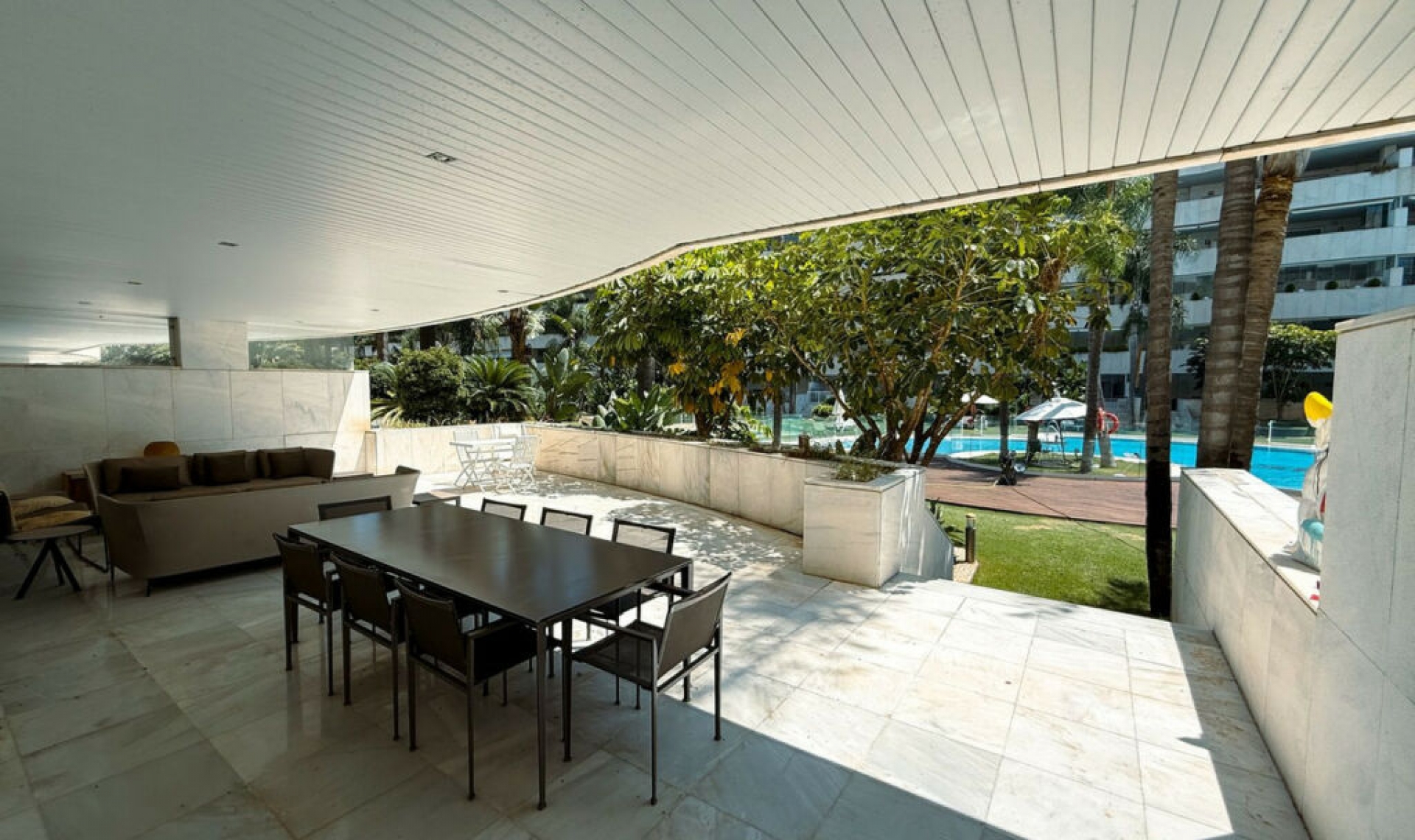 Resale - Apartment -
Marbella