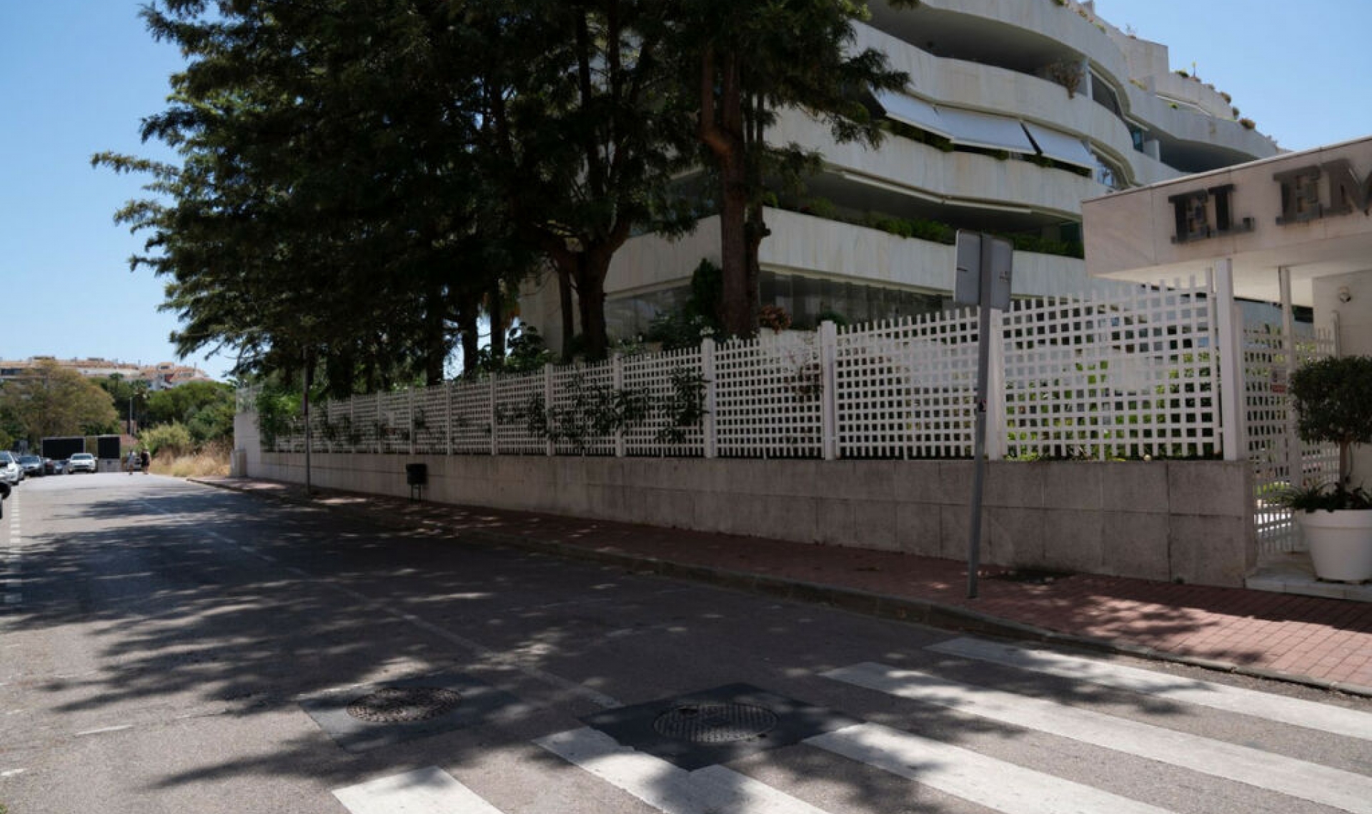 Resale - Apartment -
Marbella