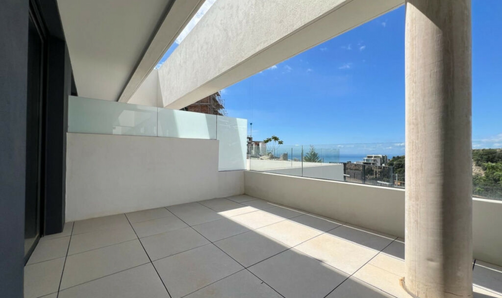Resale - Apartment -
Marbella