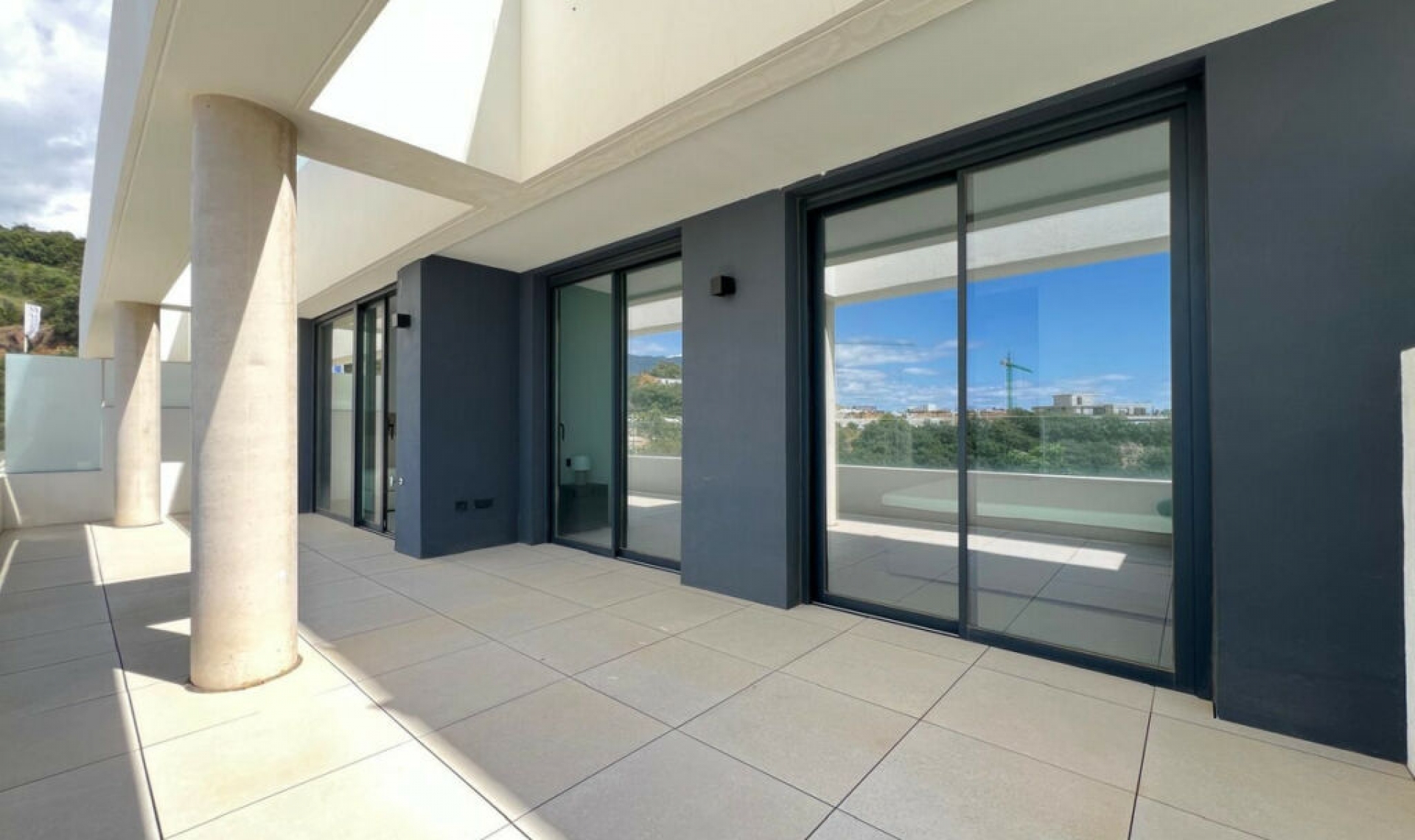 Resale - Apartment -
Marbella