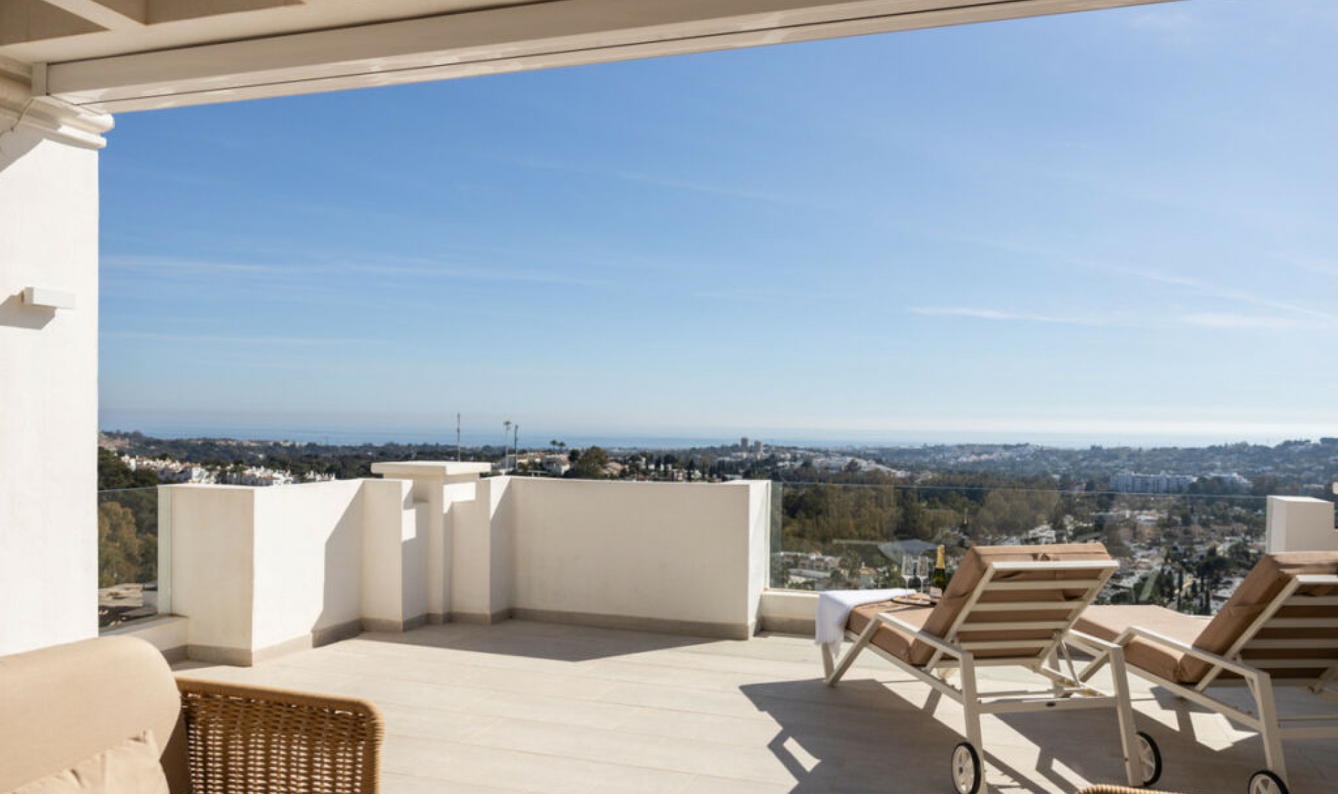 Resale - Apartment -
Marbella