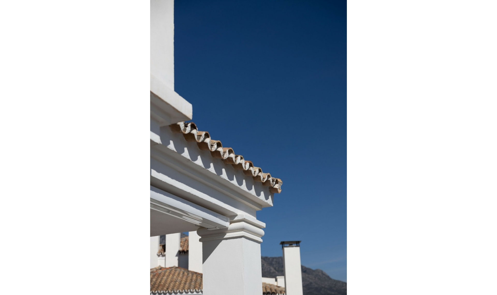 Resale - Apartment -
Marbella