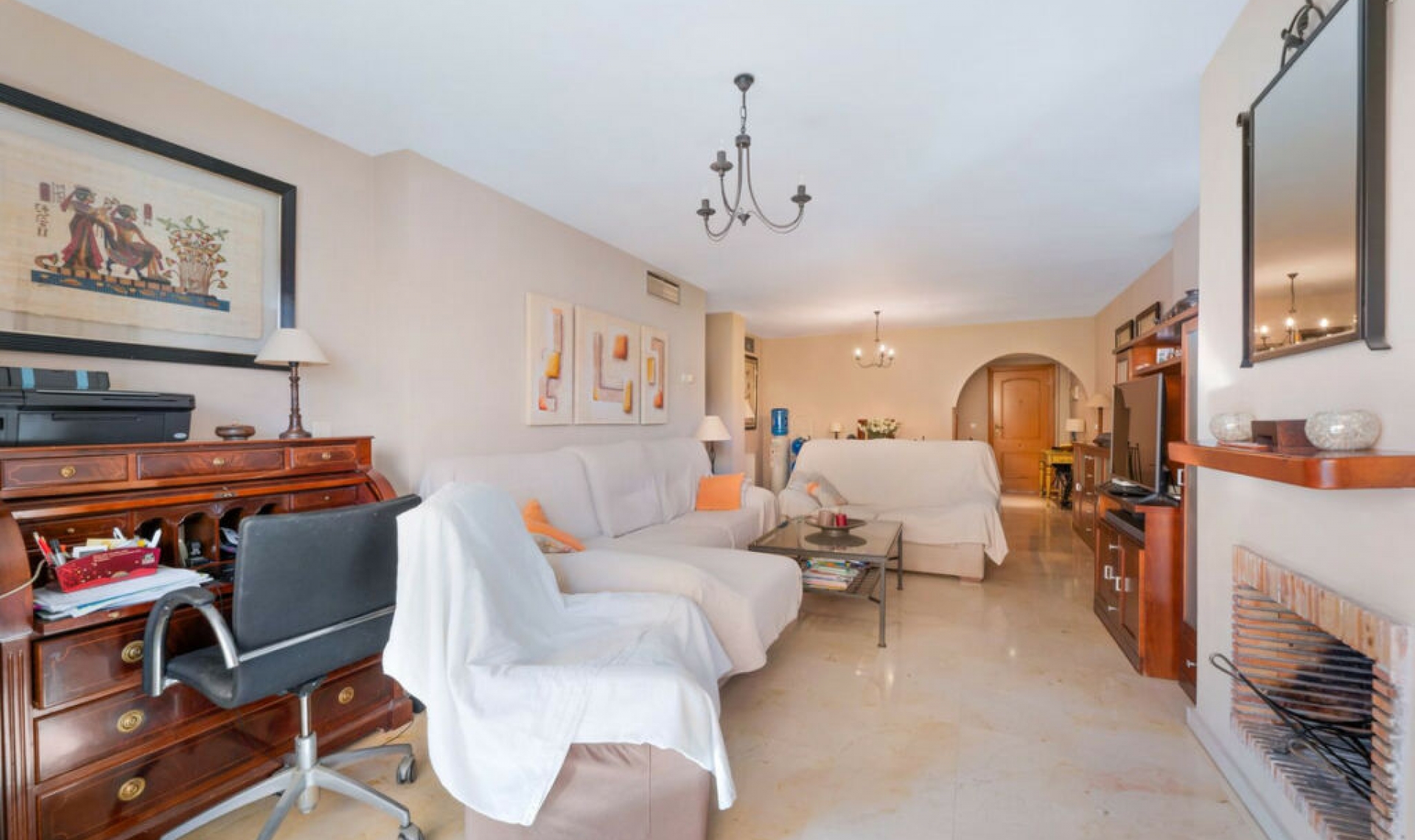 Resale - Apartment -
Marbella