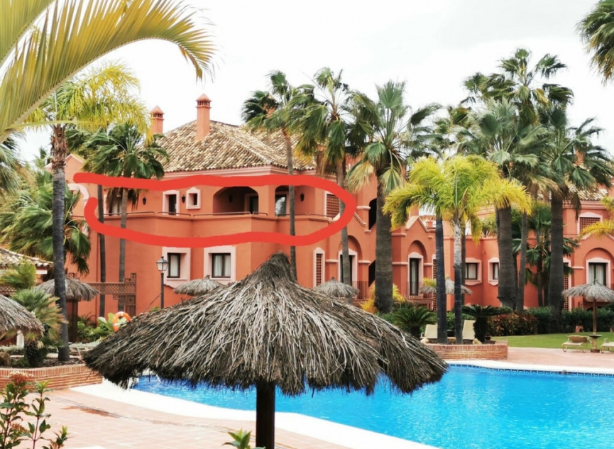 Resale - Apartment -
Marbella