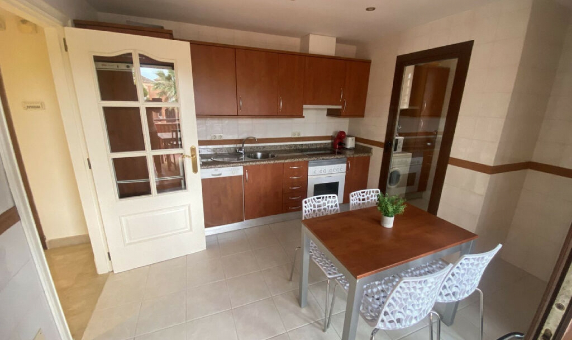 Resale - Apartment -
Marbella