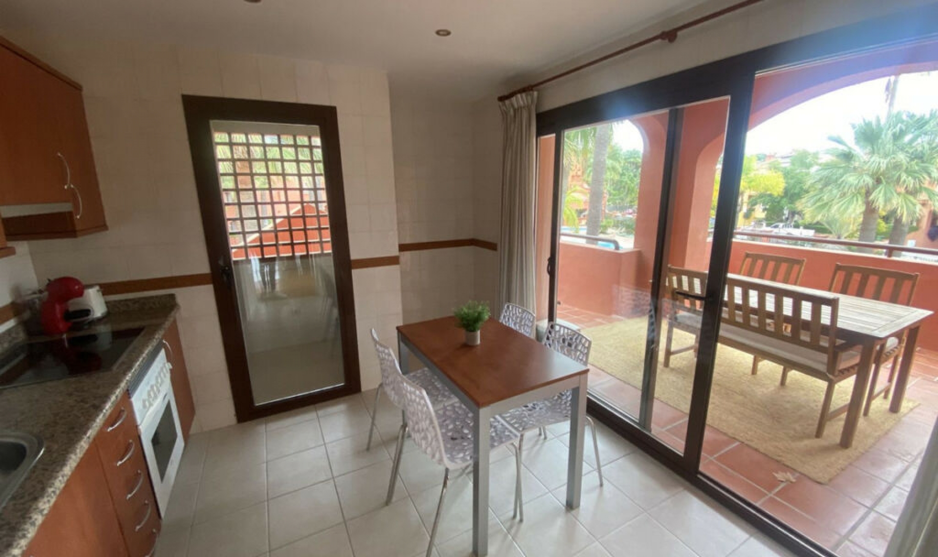 Resale - Apartment -
Marbella