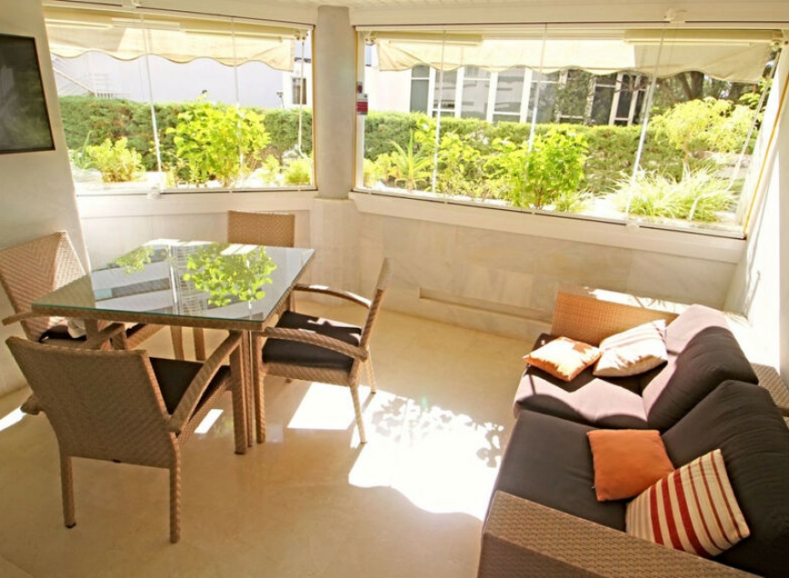 Resale - Apartment -
Marbella