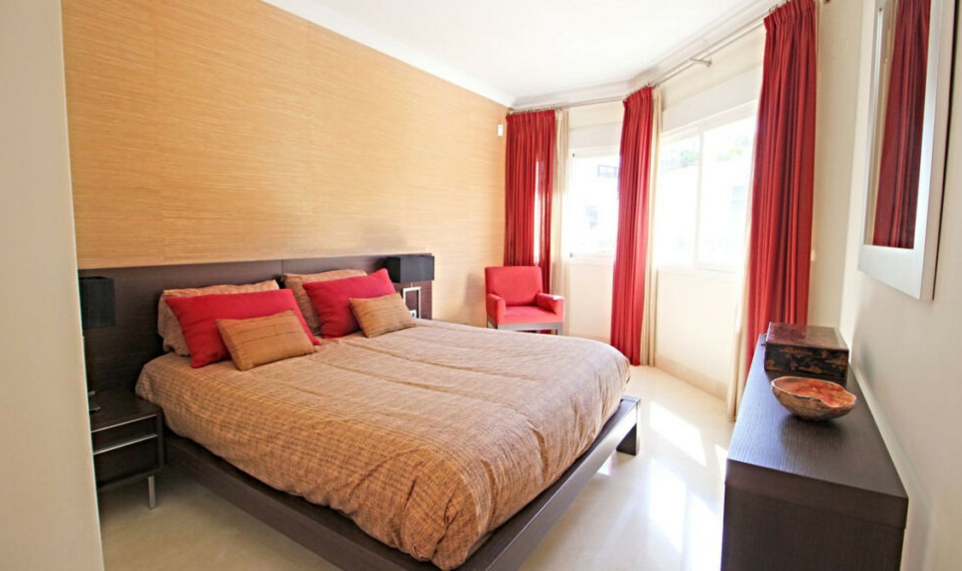 Resale - Apartment -
Marbella
