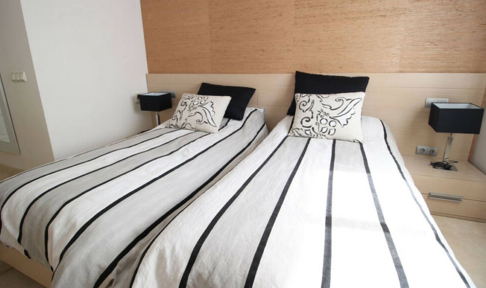 Resale - Apartment -
Marbella