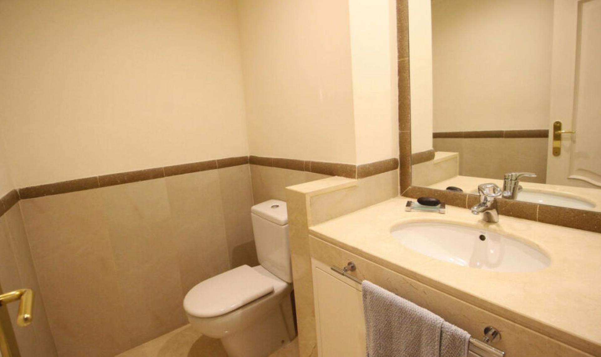 Resale - Apartment -
Marbella