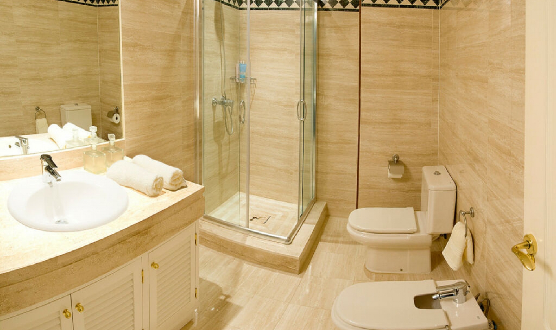 Resale - Apartment -
Marbella