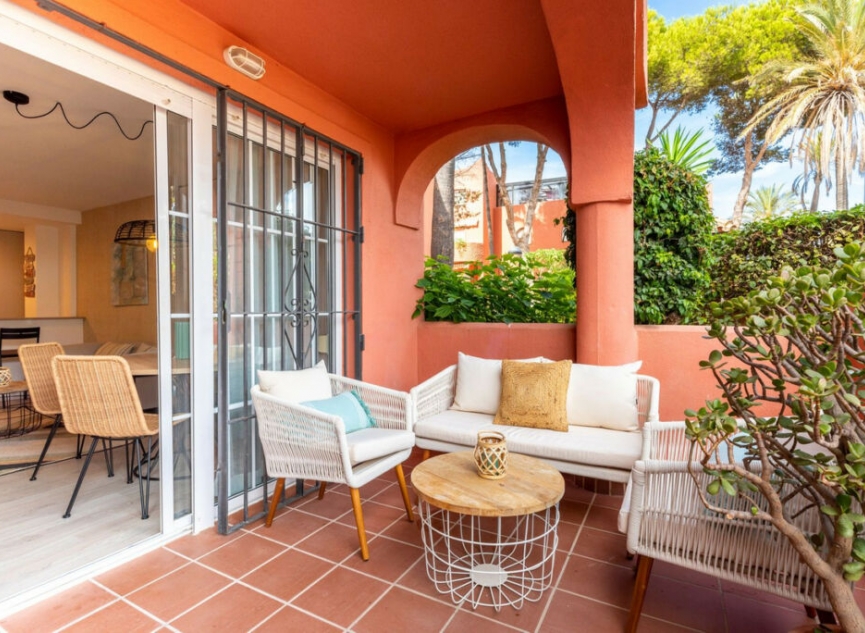 Resale - Apartment -
Marbella