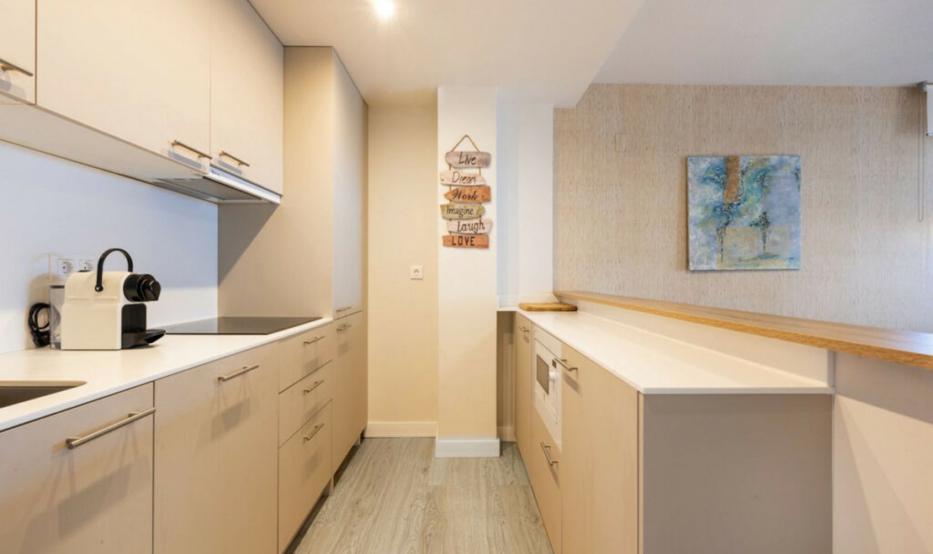 Resale - Apartment -
Marbella