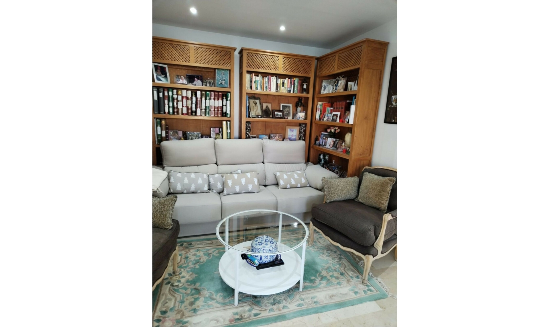 Resale - Apartment -
Marbella