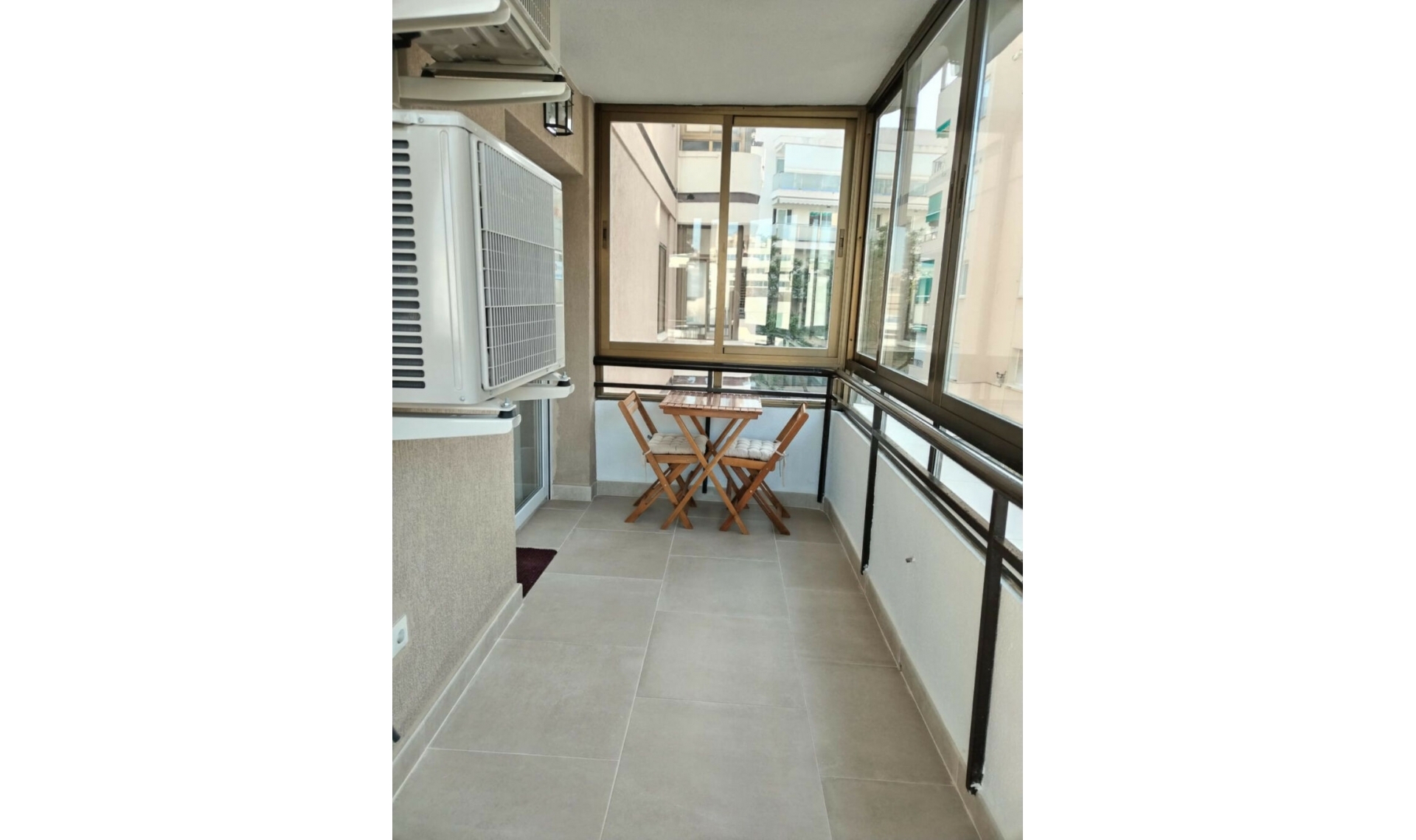 Resale - Apartment -
Marbella