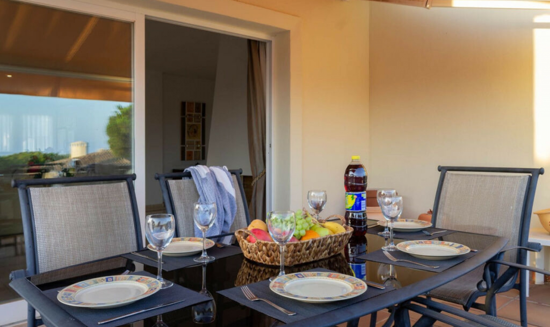 Resale - Apartment -
Marbella