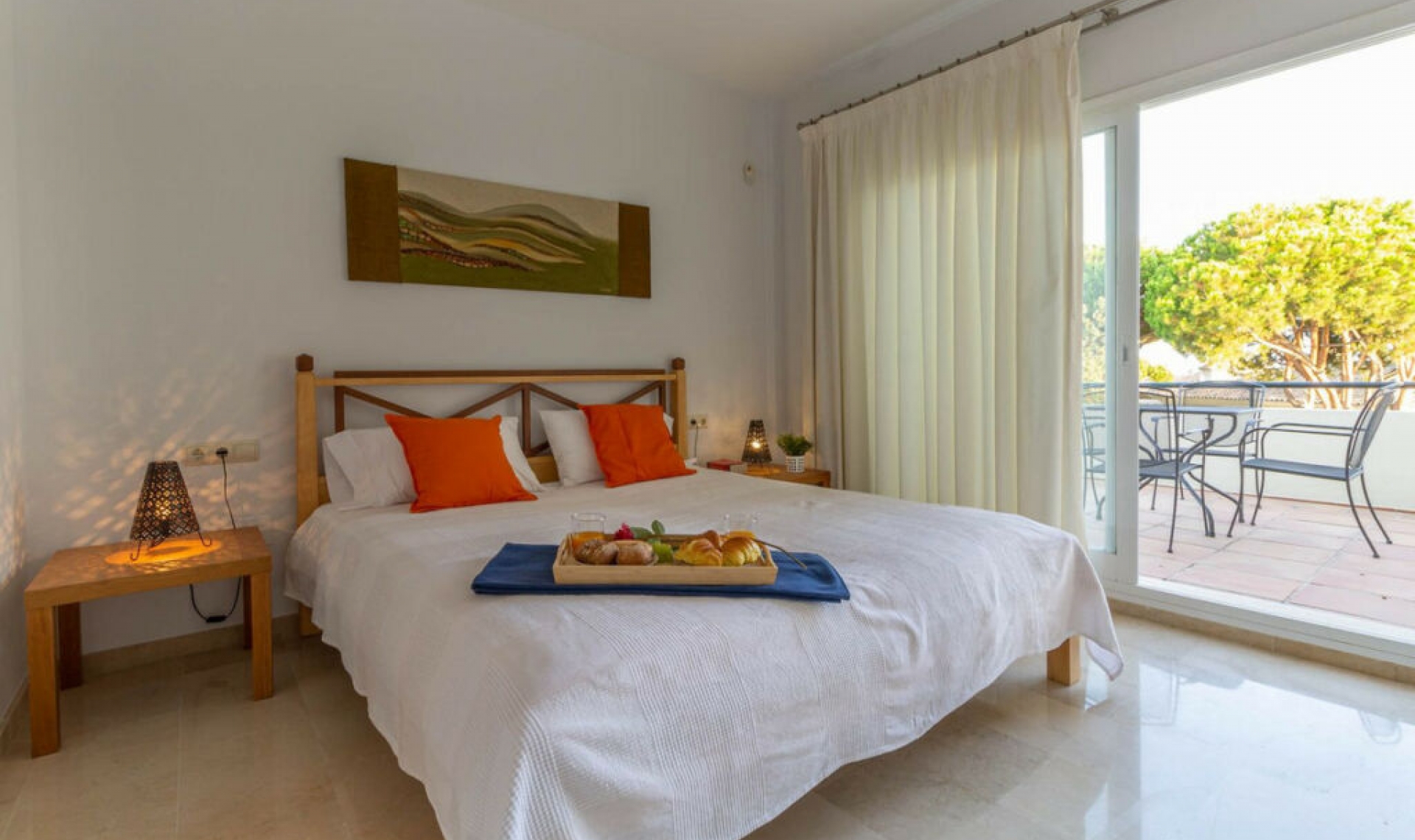 Resale - Apartment -
Marbella