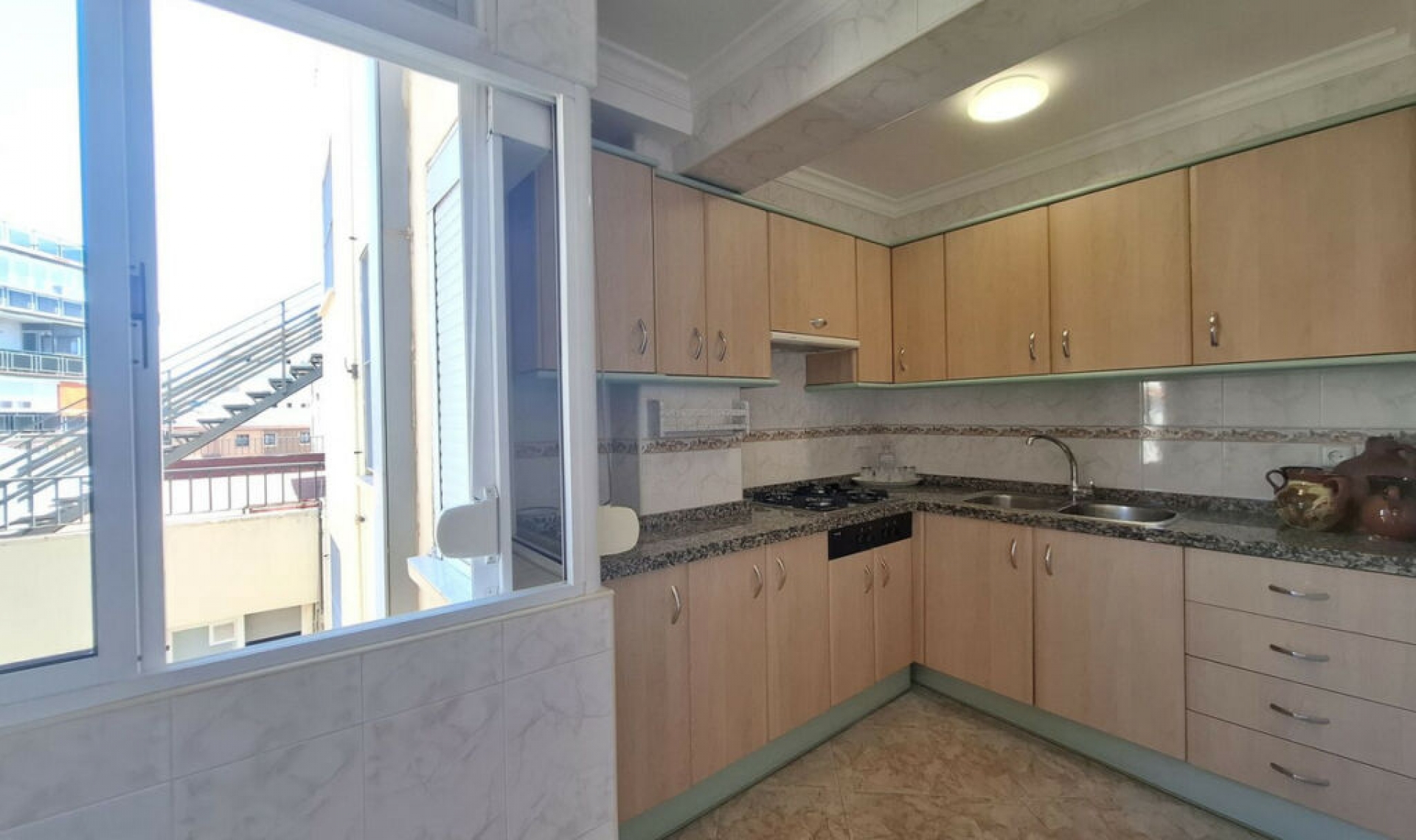 Resale - Apartment -
Marbella