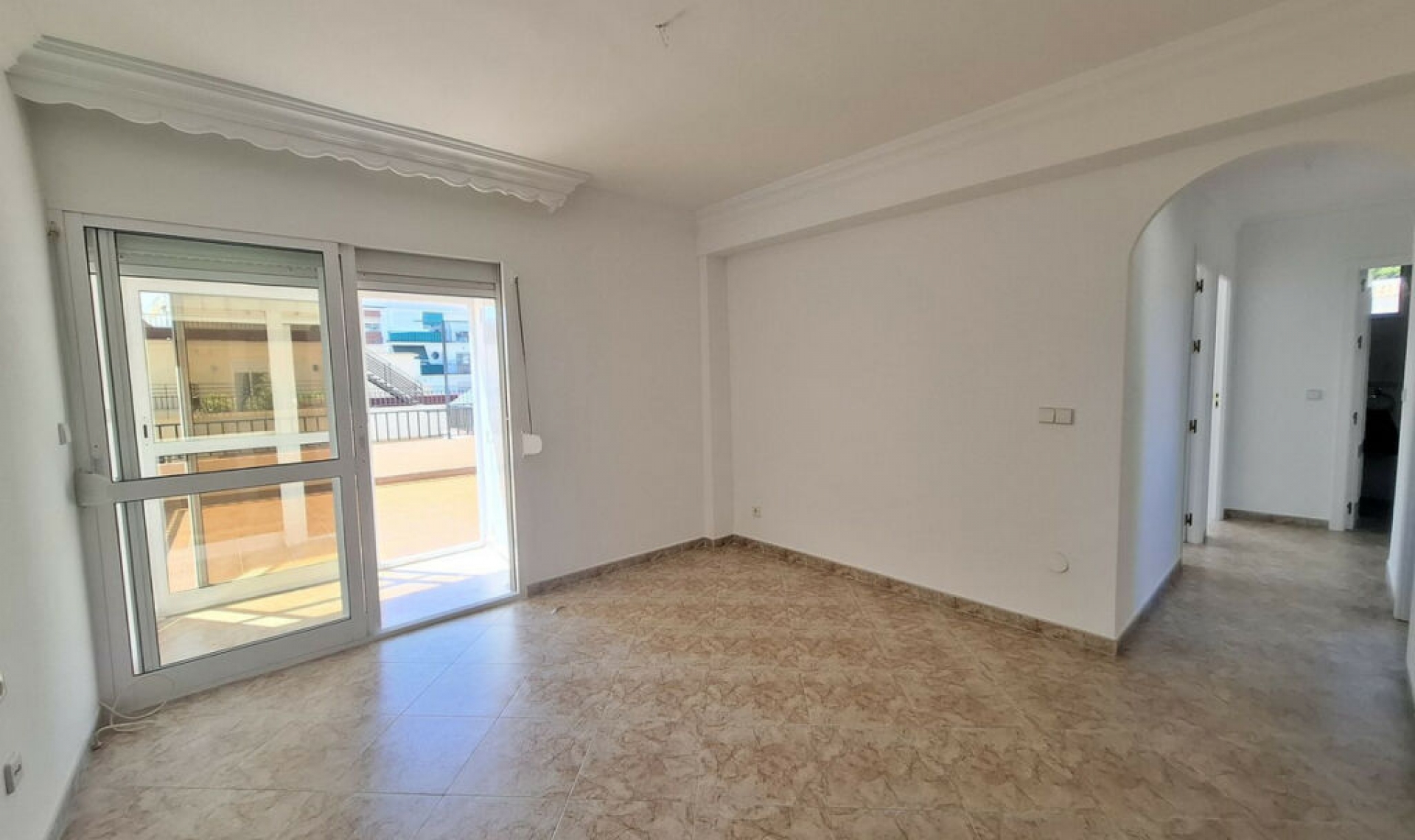 Resale - Apartment -
Marbella